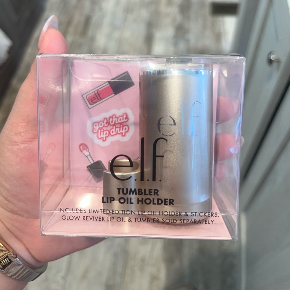 Elf exclusive lip oil holder. Honey talks color. Brand new.